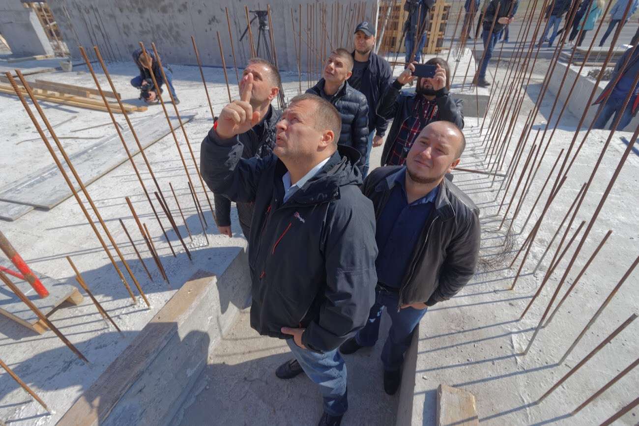 040419_Филатов стадион.jpg