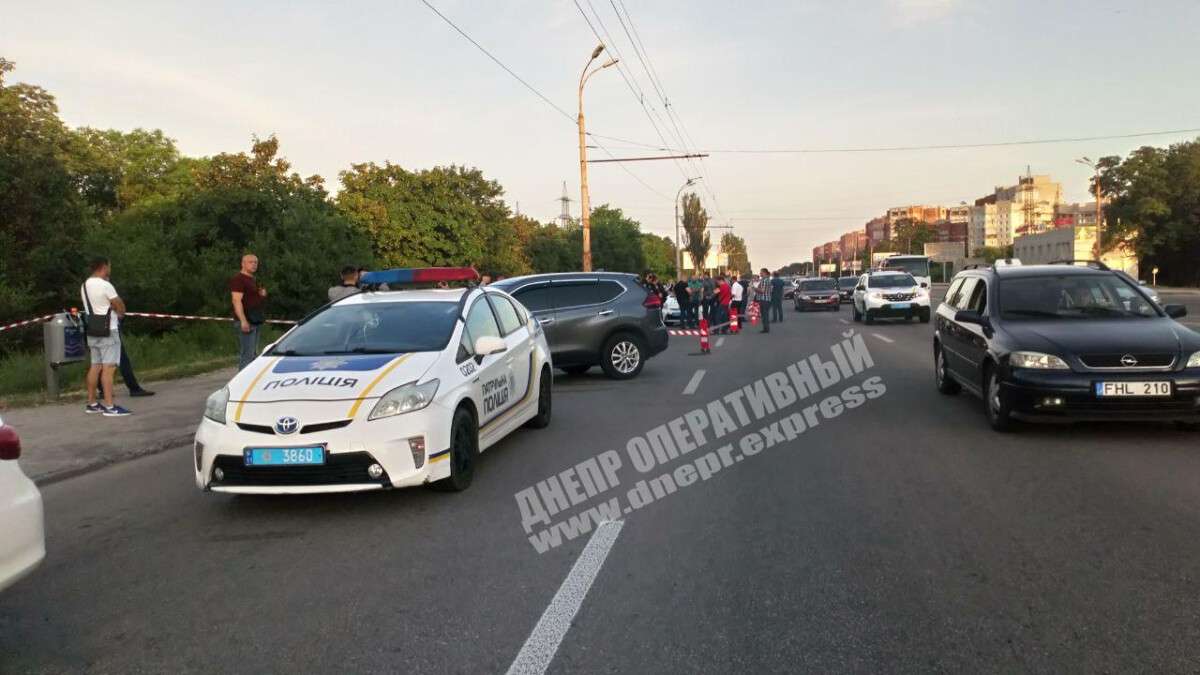 В Днепре на Запорожском шоссе стреляли в полицейского, Новости Днепра