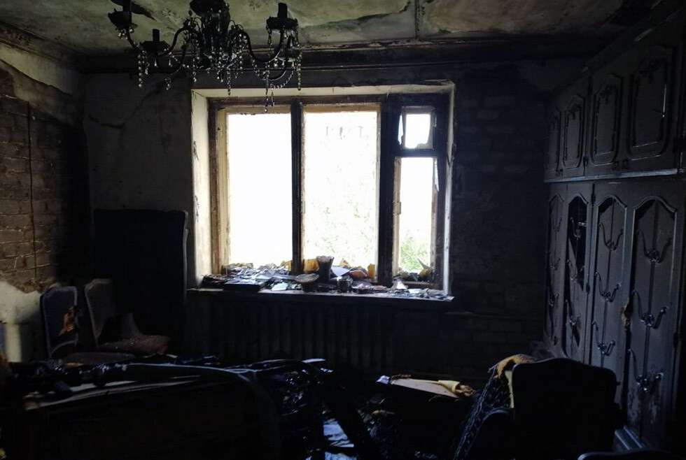 В центре Днепра горела квартира: погибла женщина, пострадал ее сын, Новости Днепра