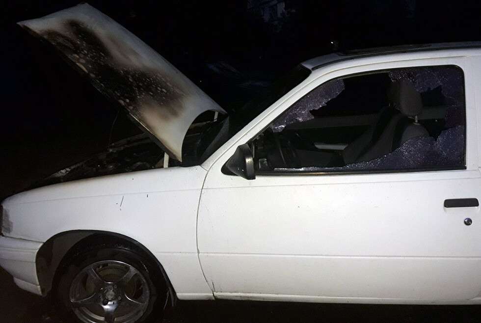 В Днепре на Тополе-2 загорелся автомобиль. Новости Днепра