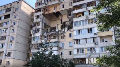 Пострадавшие от взрыва дома в Киеве не могут попасть в новые квартиры от Зеленского