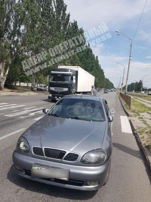 В Днепре на Донецком шоссе Daewoo сбил мужчину на пешеходном переходе, Новости Днепра
