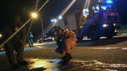 В Днепре на Гаванской из грузовика на дорогу разлилась краска, движение было перекрыто, Новости Днепра