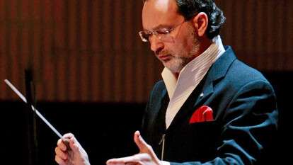 Дмитрий Логвин День города 2020 Днепр.jpg