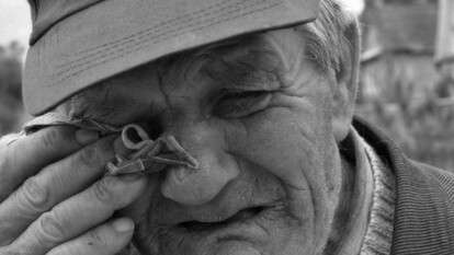 В Днепре патрульные задержали людей, которые обворовывали пенсионеров .jpg