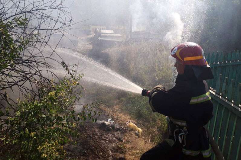 Под Днепром пожарные спасли имущество местных жителей 