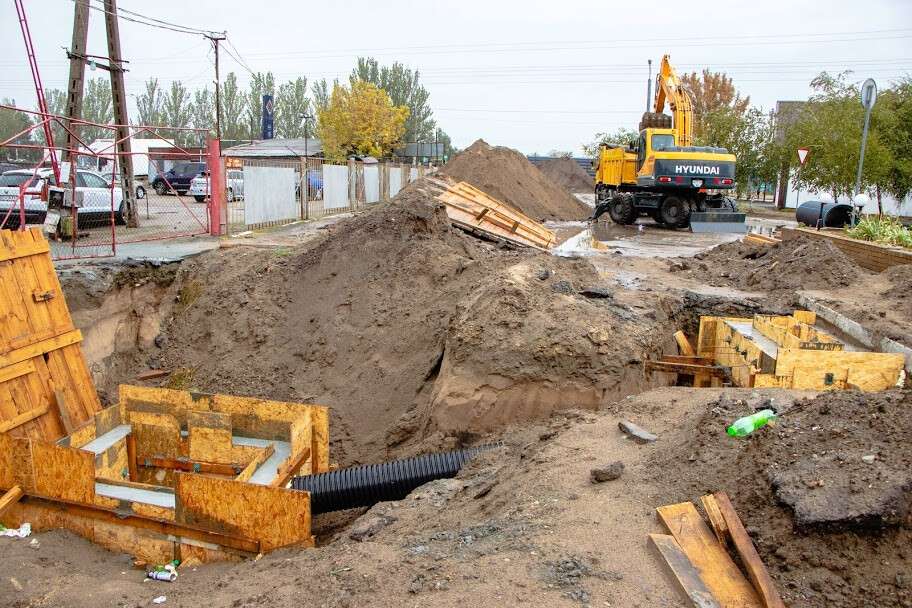 В Днепре строят ливневую канализацию в районах, где ее никогда не было