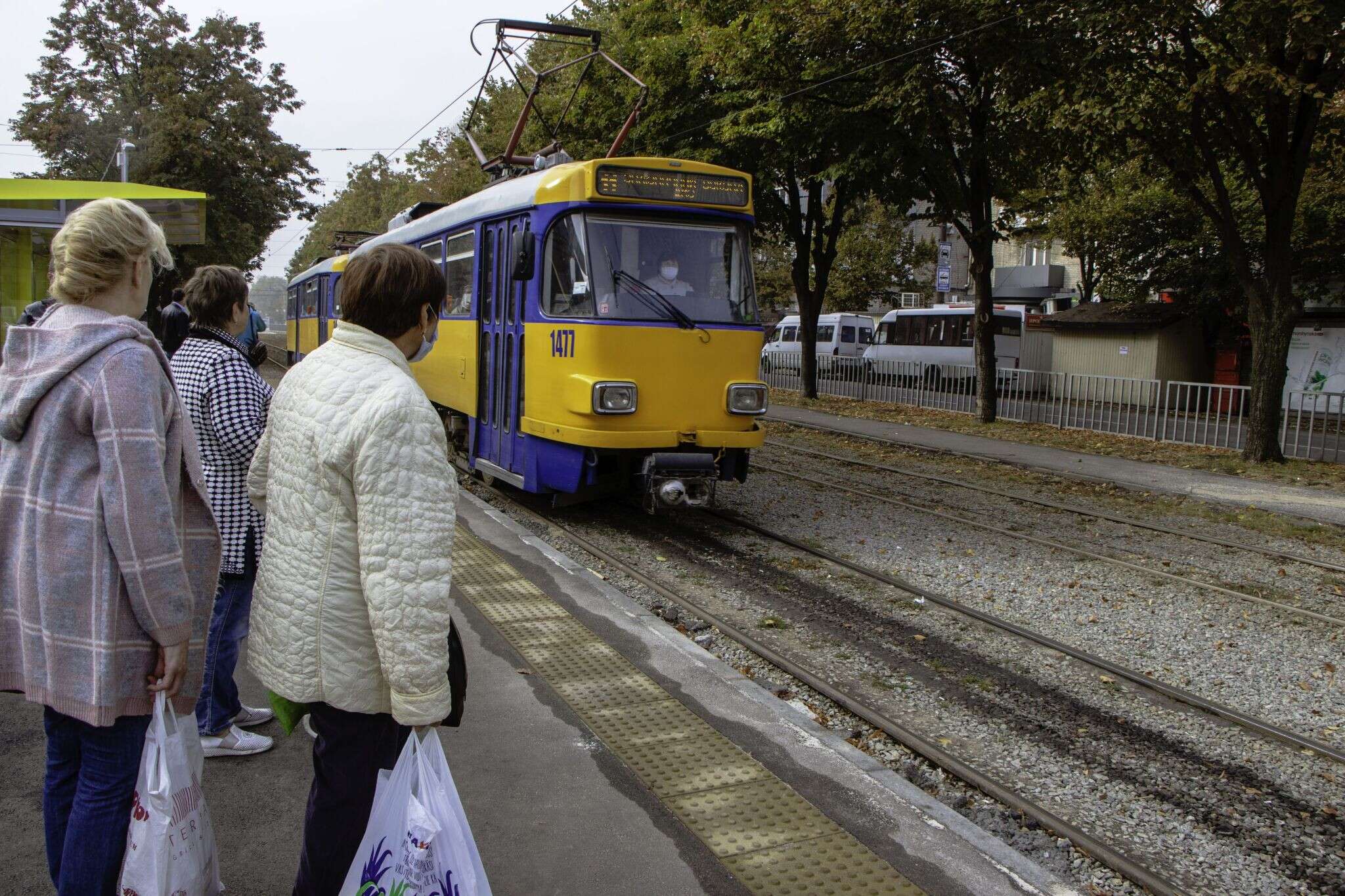 В Днепре презентовали 9 трамвайных платформ с остановками по ул. Рабочей: фото