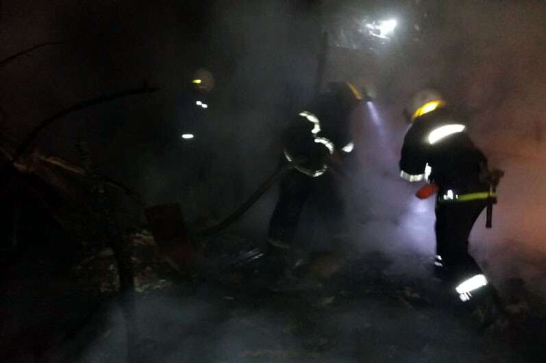 В Днепропетровской области случился пожар в частном секторе: видео