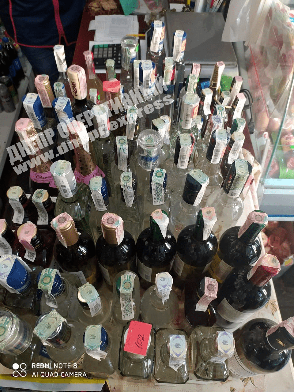 В Днепре в одной из магазинов города продавали алкоголь без документов и лицензии. Новости Днепра 