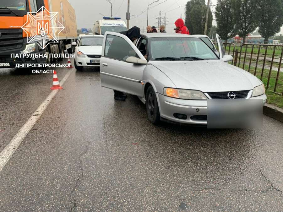В Днепре на Донецком шоссе в ДТП пострадал ребенок