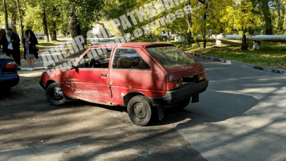 В Днепре на Космонавта Волкова Daewoo Lanos столкнулся с "Таврией"