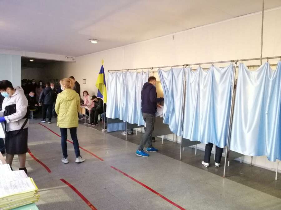 выборы кабинка для голосования