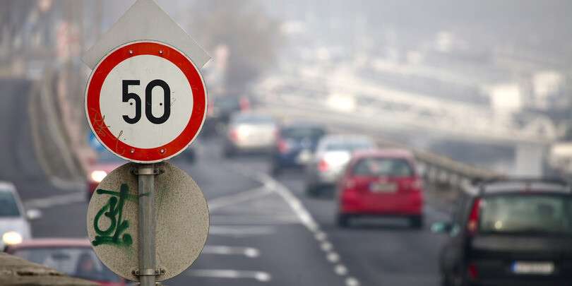 В Днепре ввели сезонное ограничение скорости движения до 50 км/ч