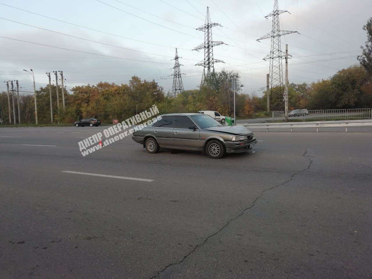 В Днепре на Запорожском шоссе Daewoo столкнулся с Toyota. Новости Днепра
