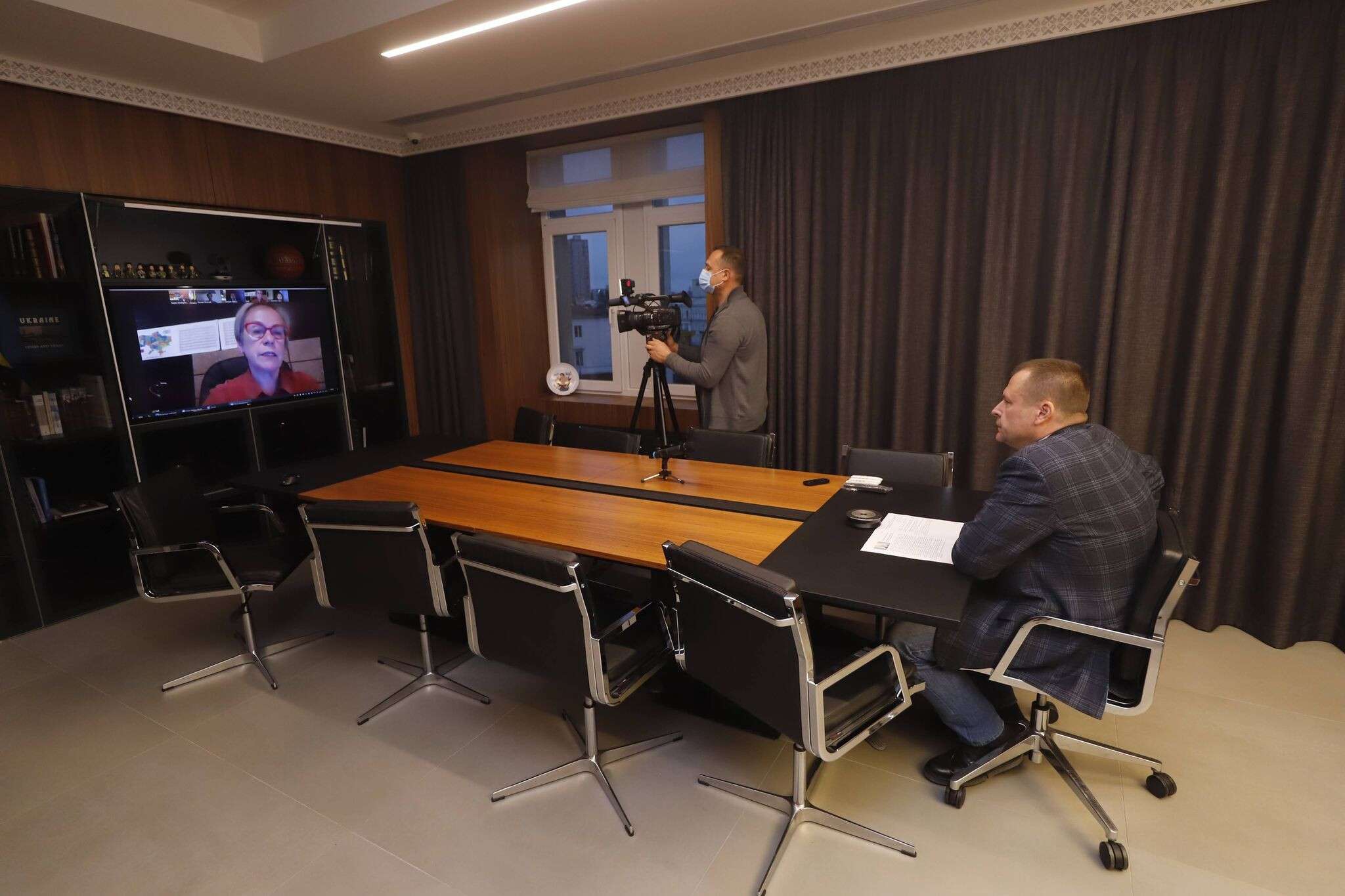В ОБСЕ заинтересованы в прозрачности второго тура местных выборов в Днепре и хотят наблюдать за процессом волеизъявления: фото