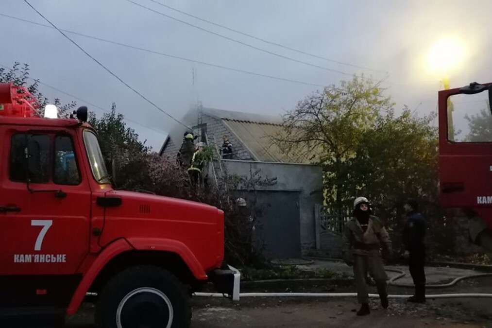 Под Днепром в двухэтажном жилом доме произошел пожар