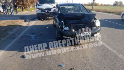 В Днепре на Яснополянской произошло тройное ДТП: фото