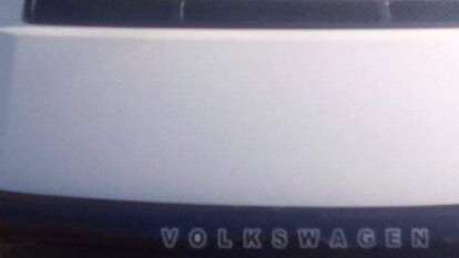 В Днепре на Тополе маршрутка задела девочку на остановке: водитель уехал с места происшествия