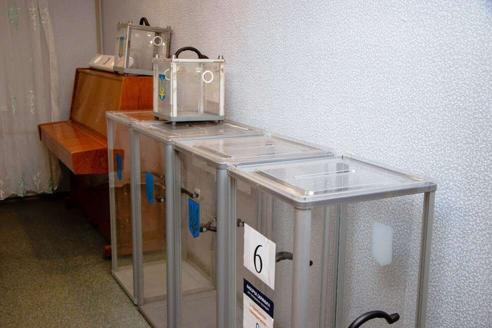 Второй тур выборов городского головы: как в Днепре участковые избирательные комиссии подготовились к их проведению в условиях карантина