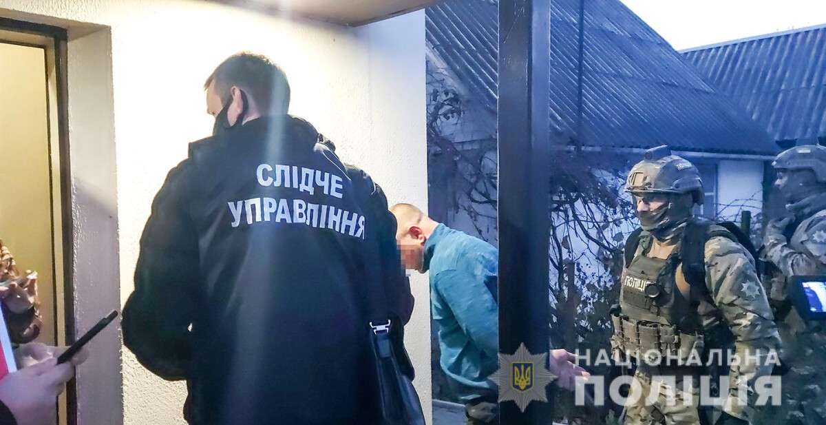 Николаевские полицейские в Днепре задержали подозреваемого в убийстве первомайского бизнесмена, который скрывался 13 лет