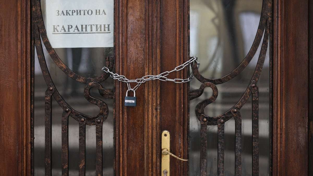 Коронавирус в Украине карантин выходного дня и локдаун остановят ли смертность