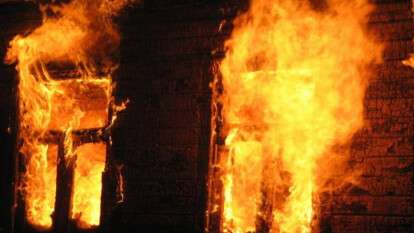 В Днепропетровской области во время тушения пожара в доме обнаружили трупы двух женщин