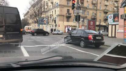 В Днепре на Яворницкого произошло жесткое ДТП