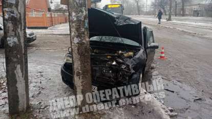 В Днепре на проспекте Металлургов водитель ВАЗ не заметил Chery, из-за чего произошло ДТП: фото