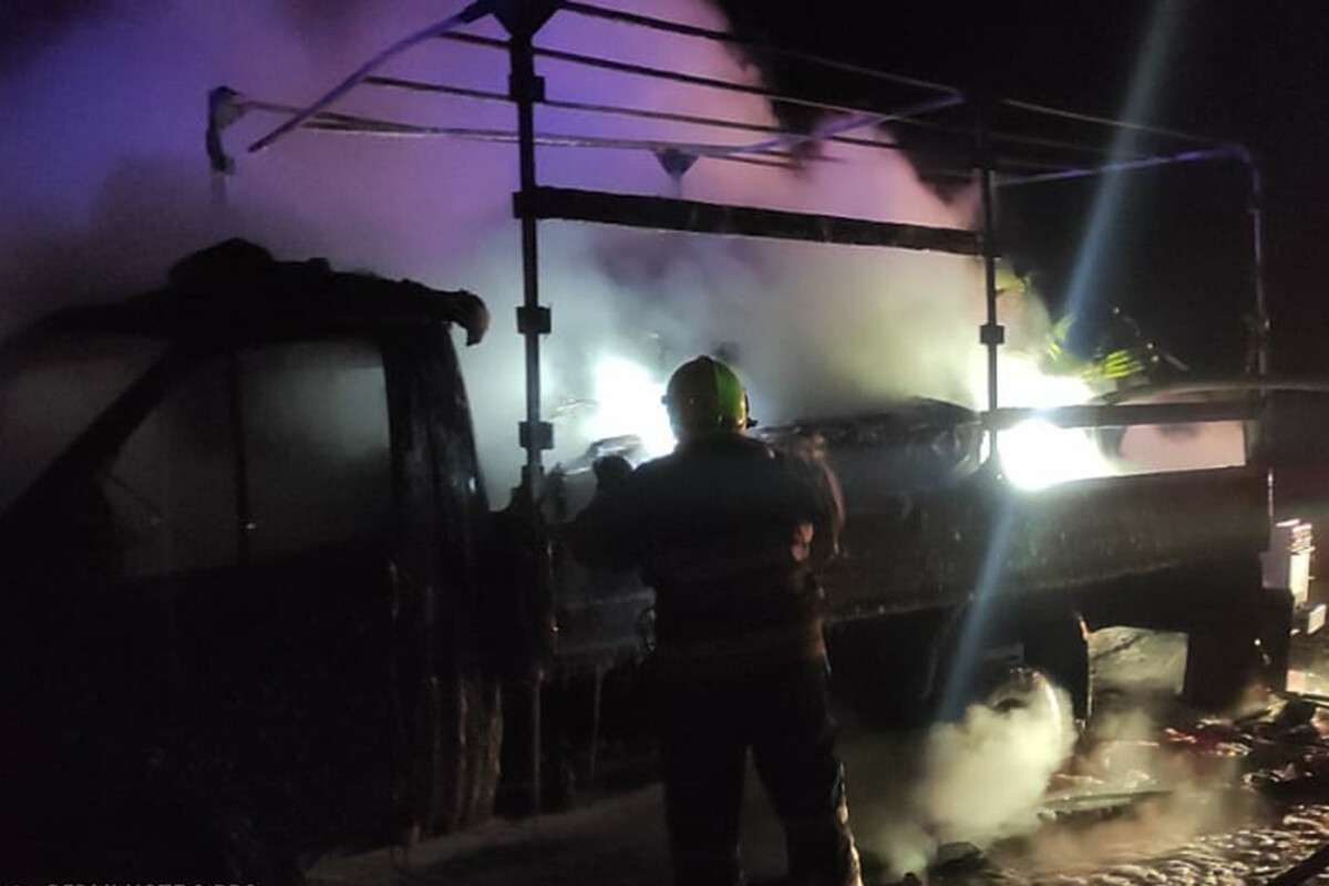 На трассе под Днепром на ходу загорелся грузовик с мебелью и бытовой техникой. Новости Днепра