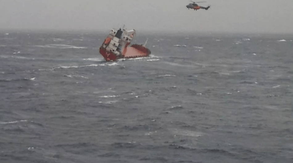 Вблизи берегов Турции затонул сухогруз с украинцами на борту: подробности