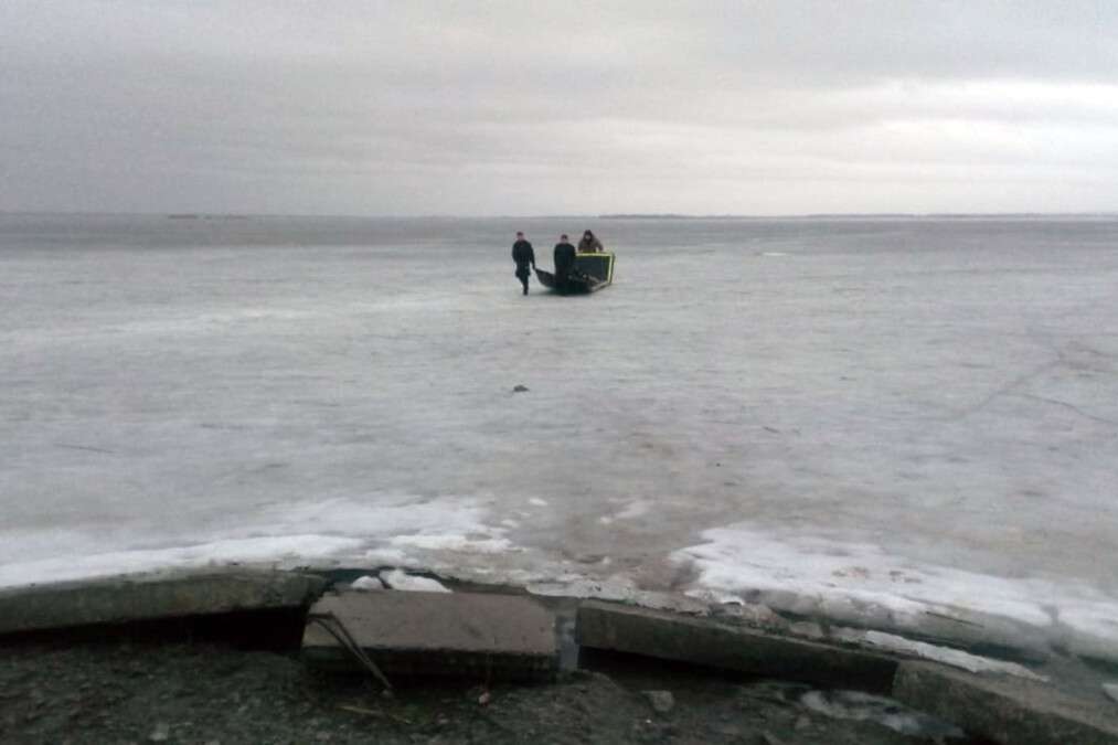 Недалеко от Днепра в реке обнаружили труп рыбака: подробности