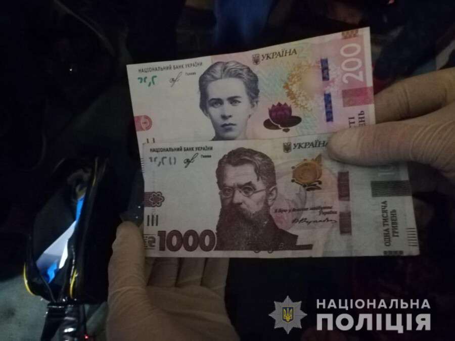На Днепропетровщине супруги изготавливали и продавали фальшивые банкноты