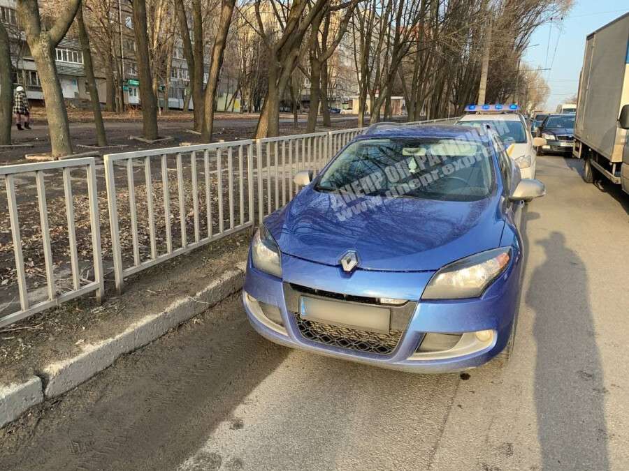 ДТП в Днепре, Renault сбил пешехода