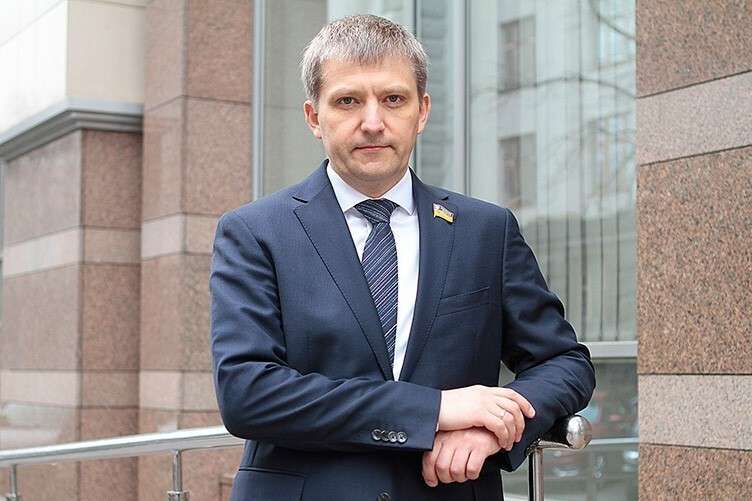 "Слуга народа" Демченко спрятал от НАБУ многомиллионные активы и недвижимость