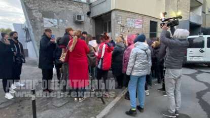 Жильцы дома