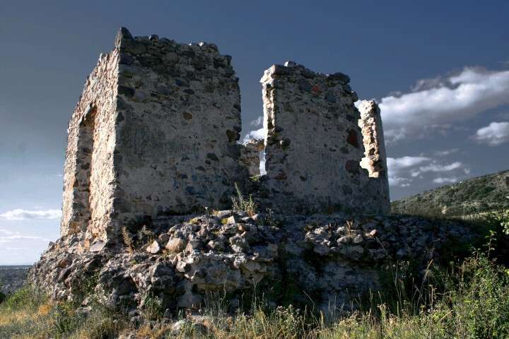 Средненский замок