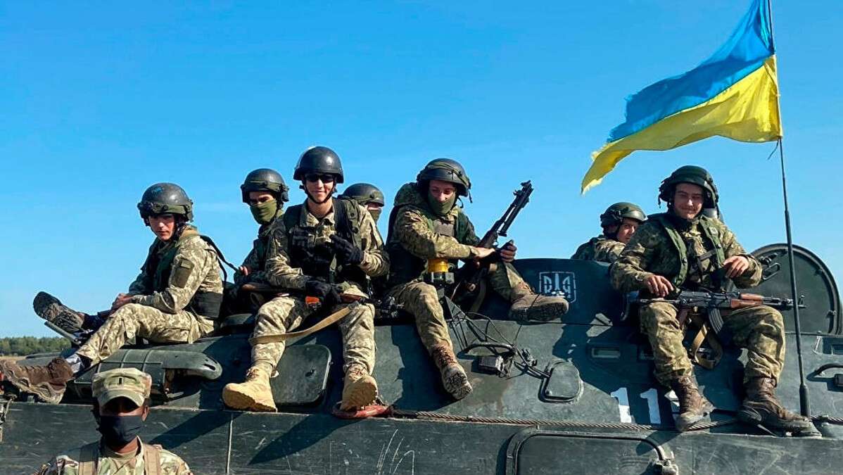 чрезвычайное положение в Украине
