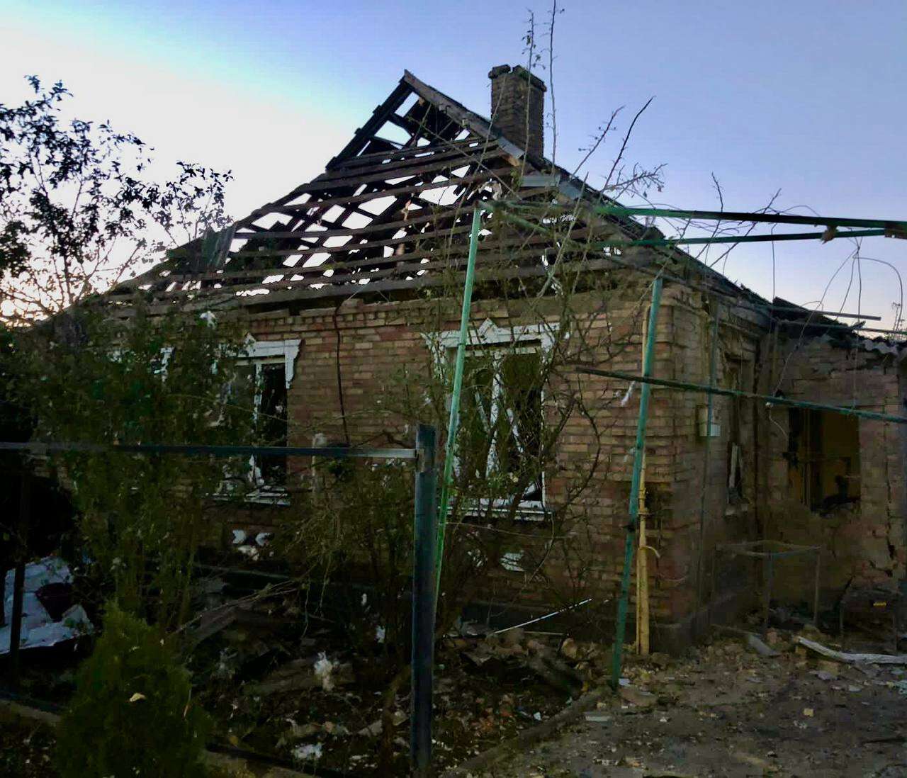 дом после обстрела