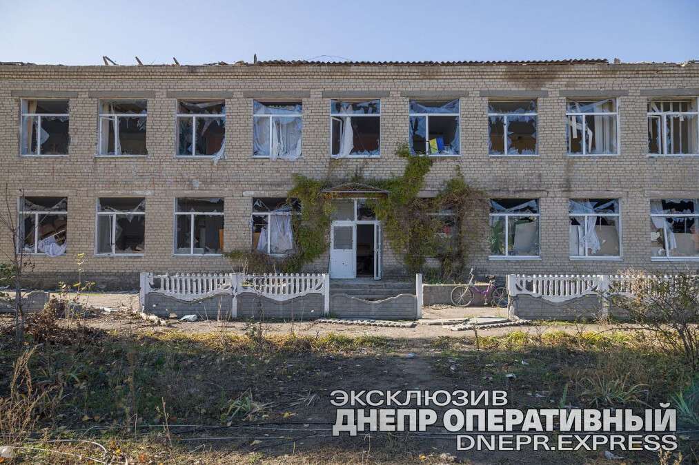 Разрушенная школа