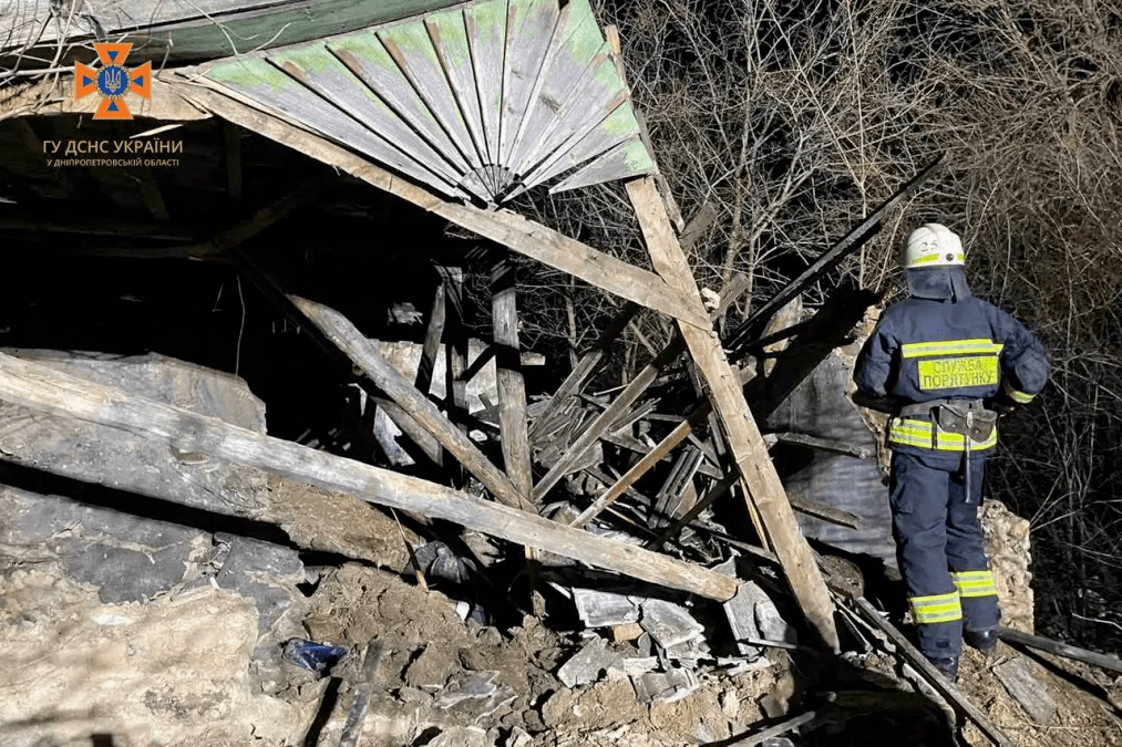 Завалило дом в Днепровском районе