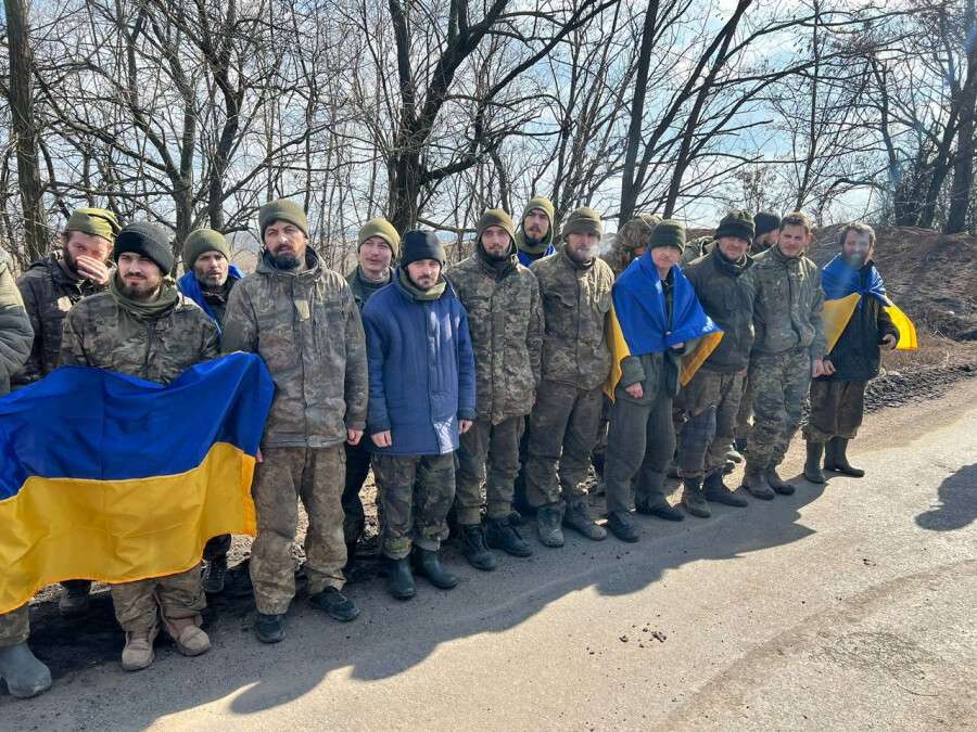 Вернули из плена 130 украинцев