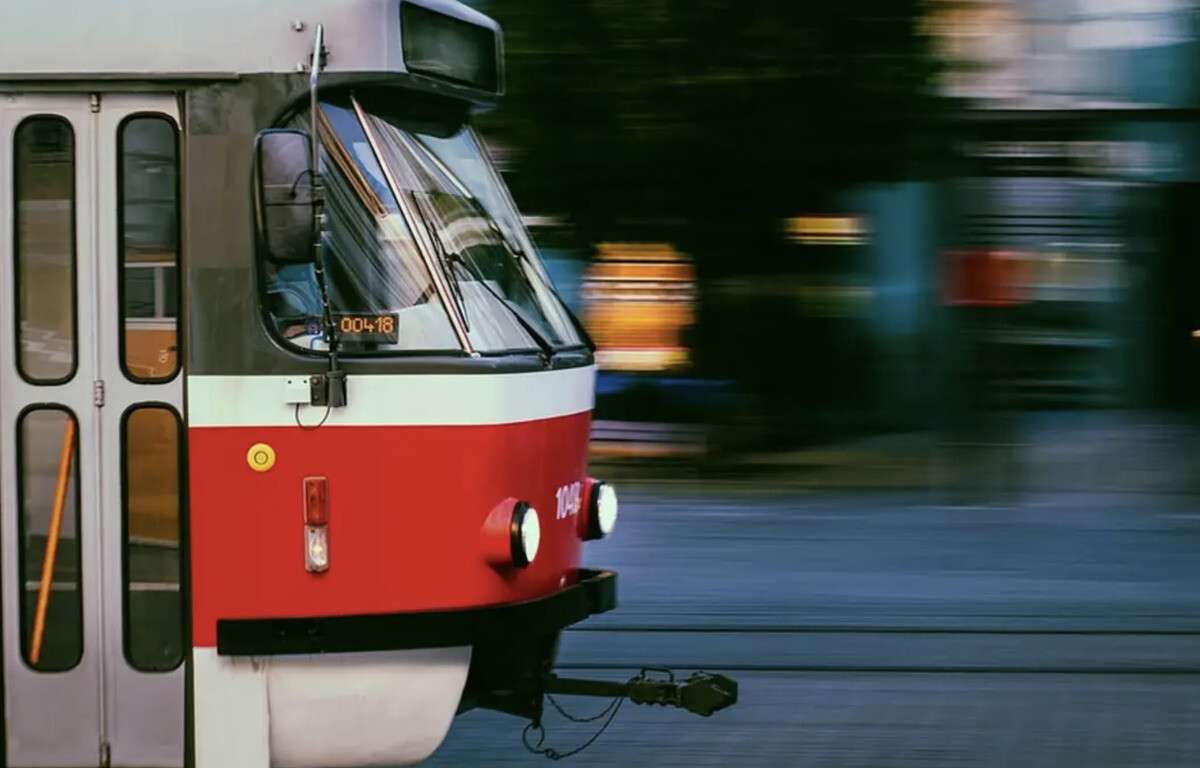 Три трамваї в Дніпрі кілька днів курсуватимуть по-іншому: пасажирів попередили про зміни
У Дніпрі з п’ятниці, 5 грудня, до неділі, 7 грудня, змінять рух трамвайних маршрутів №12, №17 та №19. Про це…