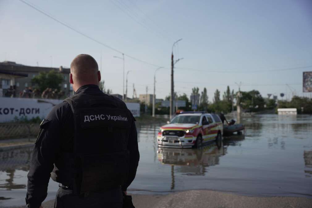 Помощь людям в Херсонской области