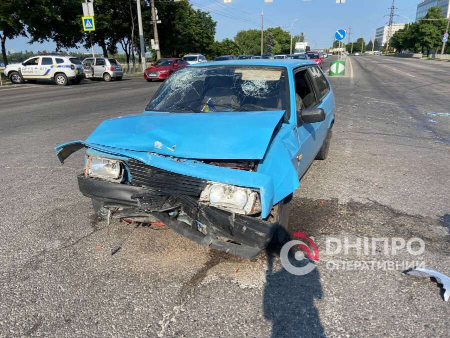 ДТП на Набережной Заводской