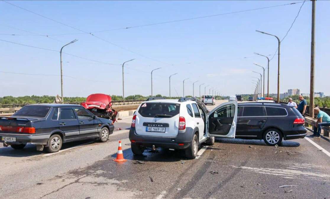 дтп на кайдакском мосту в днепре