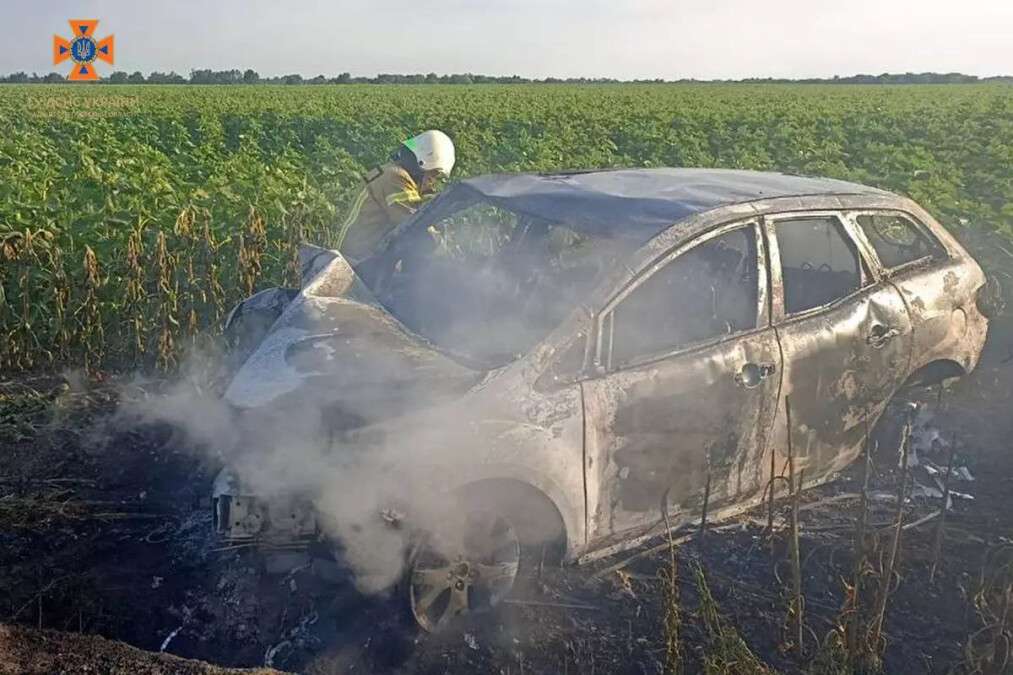 Сгорел автомобиль в Днепровском районе