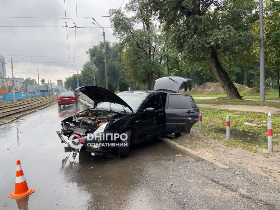 Аварія біля парку Глоби