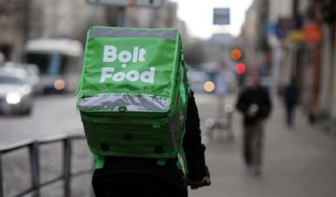 Bolt Food курьер
