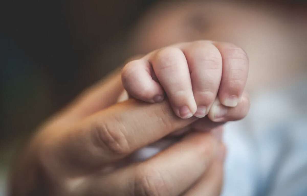 Виплати при народженні дитини суттєво збільшать: чого чекати дніпрянам з 2026 року
В Україні збільшать одноразову допомогу при народженні дитини — тепер батьки отримуватимуть по 50 тисяч гривень. Відповідний законопроєкт №13532 Верховна…